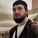 Он, 35 лет