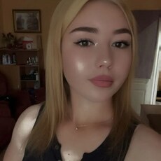 Фотография девушки Юля, 22 года из г. Ишимбай