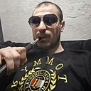 No Name, 34 года