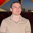 Максим, 24 года