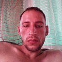 Михаил, 32 года