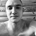 Макс, 23 года