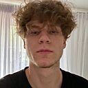 Максим, 19 лет