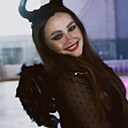 Янелла, 23 года