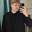 Денис, 24 года