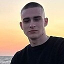 Макс, 24 года