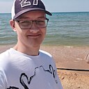 Артём, 18 лет