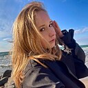 Regina, 18 лет