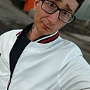 Владислав, 28 лет