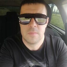 Фотография мужчины Artem, 39 лет из г. Красноярск
