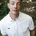 Денис, 33 года