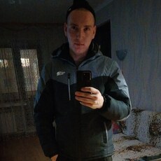 Фотография мужчины Илья, 24 года из г. Нижний Тагил