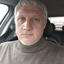 Роман, 44 года