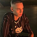 Виктор, 22 года