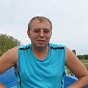 Лев, 43 года