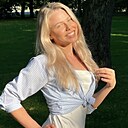 Полина, 22 года