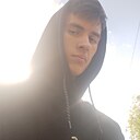 Илья, 23 года