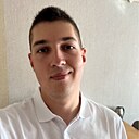 Денис, 24 года
