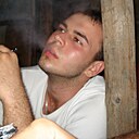 Макс, 33 года