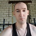 Илья, 33 года