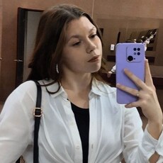 Фотография девушки Лена, 18 лет из г. Екатеринбург