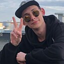 Артём, 22 года