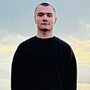 Роман, 19 лет