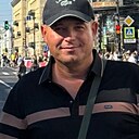 Al, 43 года