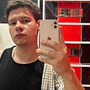 Ян, 22 года