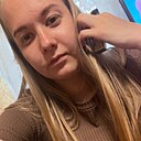 Оля, 22 года