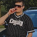 Антон, 22 года