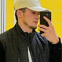 Шохруз, 21 год