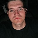 Данияр, 22 года