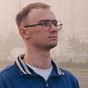 Максим, 24 года