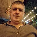 Khan, 44 года