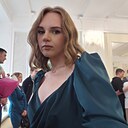 Полина, 25 лет