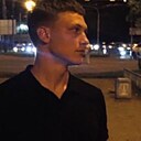 Денис, 21 год