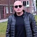 Олег, 33 года