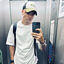 Максим, 33 года