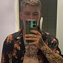 Денис, 22 года