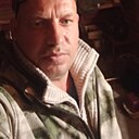 Max, 42 года