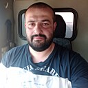 Заурбек, 33 года