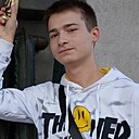 Михаил, 18 лет