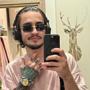 Роман, 23 года