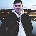 Максим, 21 год