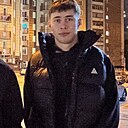 Адам, 22 года