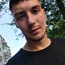 Антон, 23 года