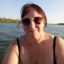 Scarlet, 52 года