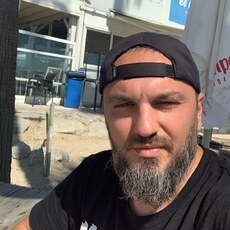 Фотография мужчины Ionut, 38 лет из г. Brașov