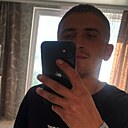 Денис, 24 года